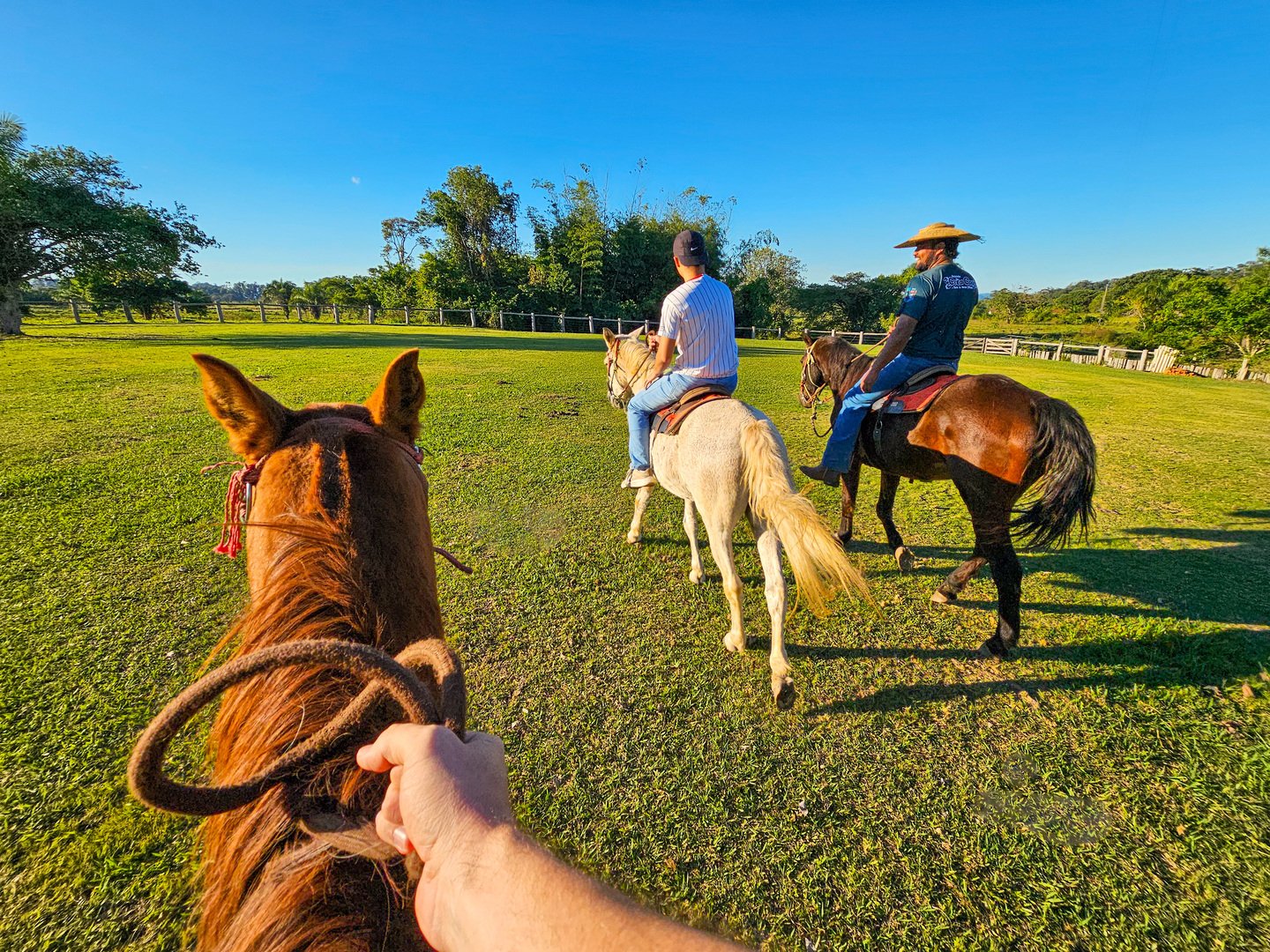passeio a cavalo na Fazenda Ceita Corê