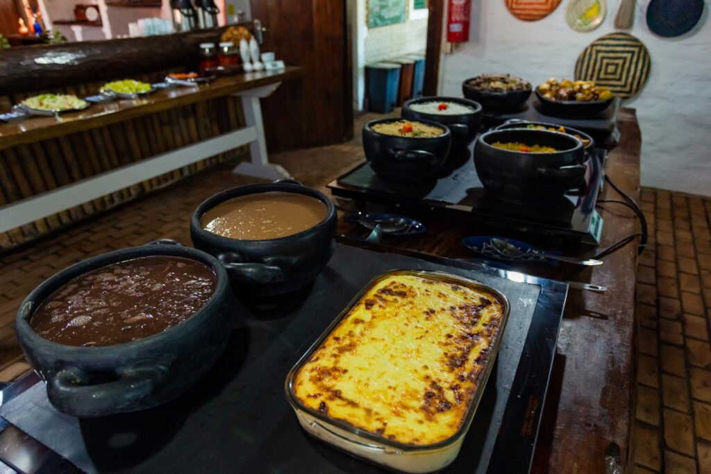 Almoço servido para os visitantes.