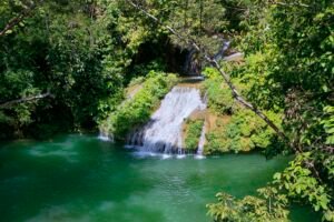 Cachoeira da Fazenda Ceita Corê. Passeios de Bonito agências: contrate a melhor experiência